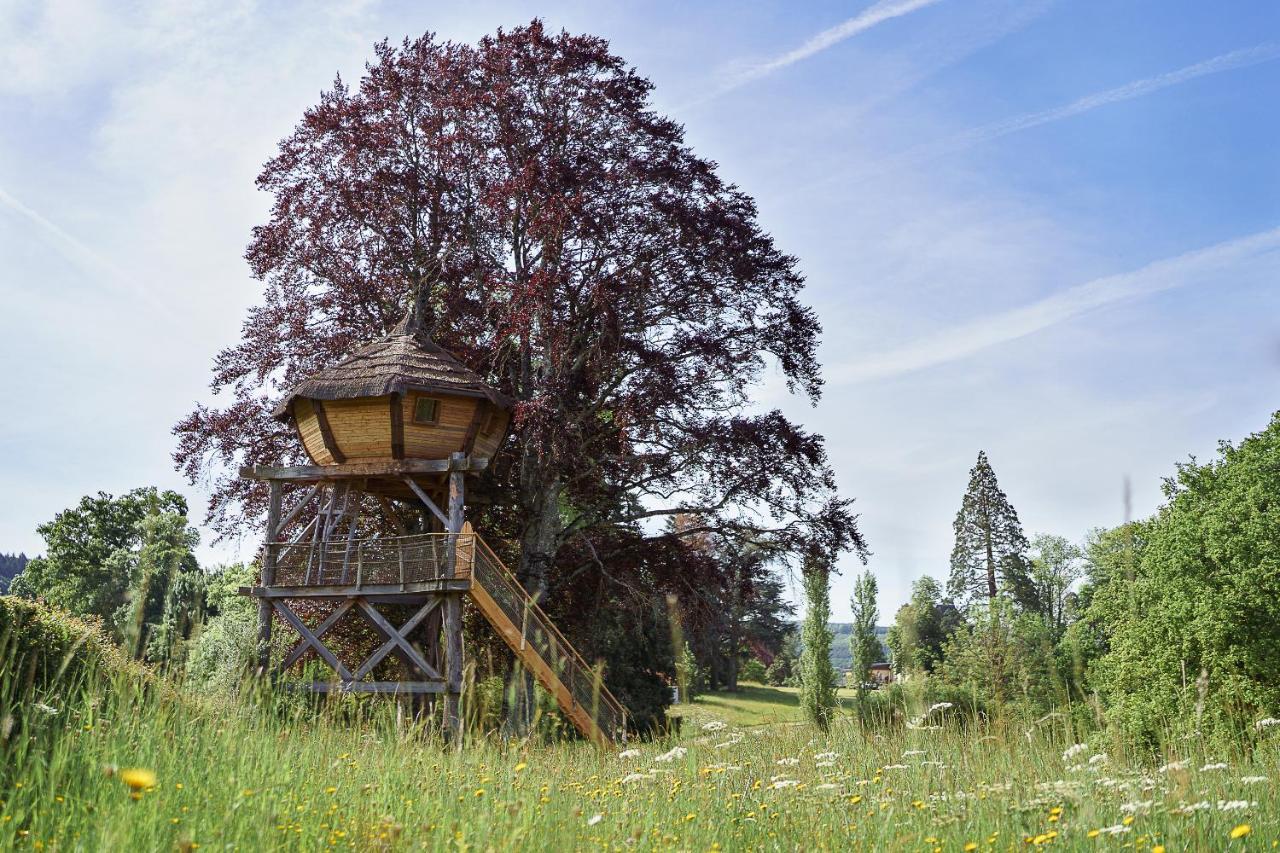 Cabane Perchee Dans Les Arbres Saint-Hilaire-en-Morvan Exterior foto